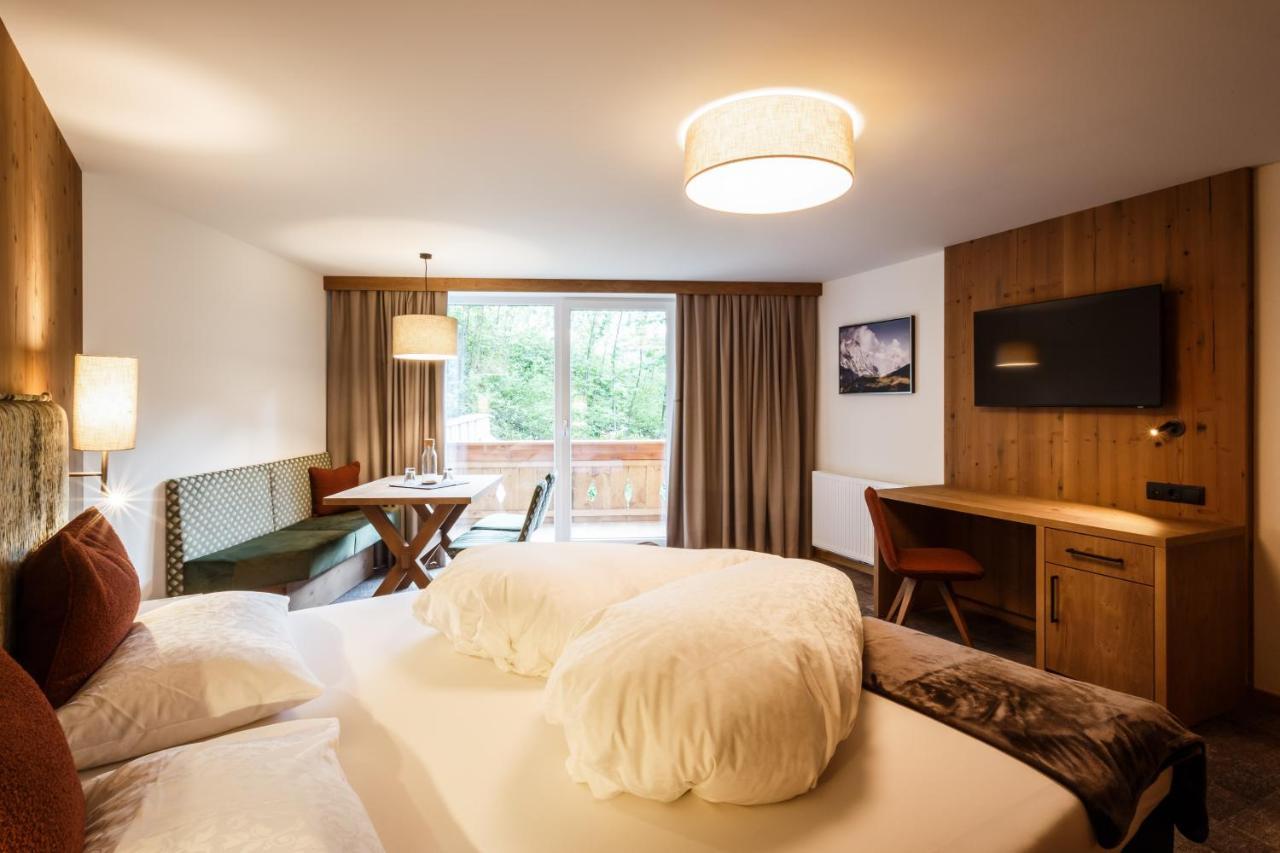 Das Naturhotel Die Eng هينتيريس المظهر الخارجي الصورة