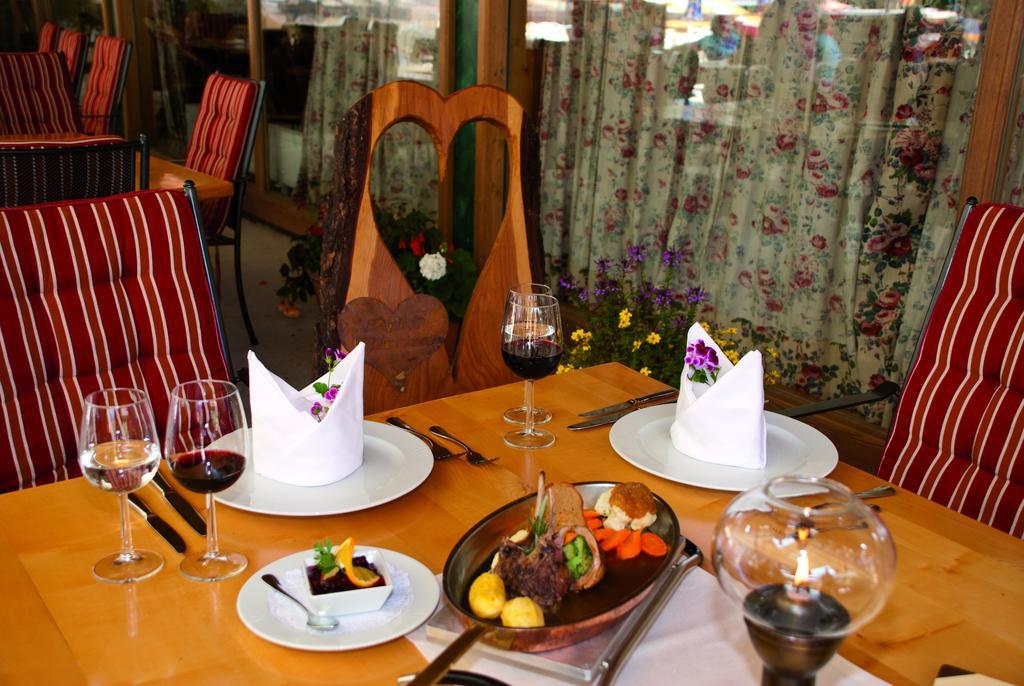 Das Naturhotel Die Eng هينتيريس المظهر الخارجي الصورة