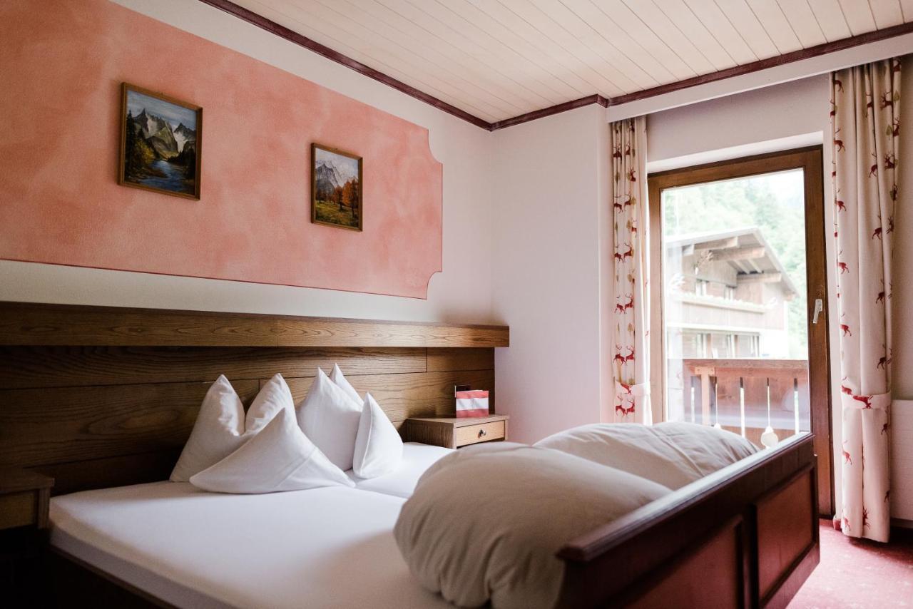Das Naturhotel Die Eng هينتيريس المظهر الخارجي الصورة